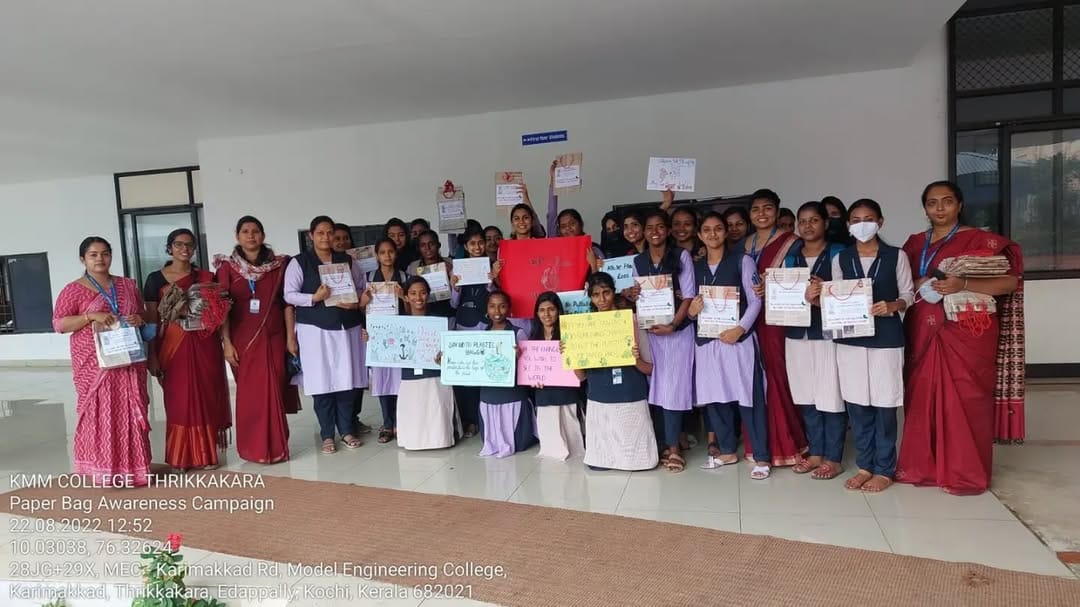 68 volunteers created 68 paper bags to raise awareness about plastic pollution in Ernakulam.