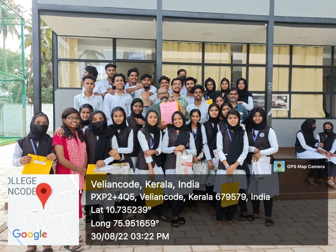 53 volunteers created 53 paper bags to raise awareness about plastic pollution in Ernakulam