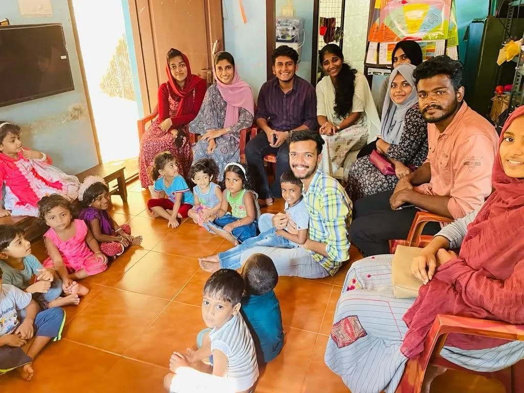 10 volunteers crafted a day to spread smiles among 15 school students in Malappuram.