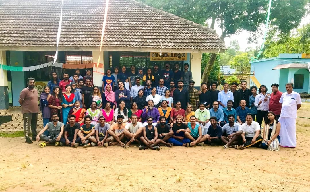 59 volunteers utilised their skills to beautify the streets of Kottayam.