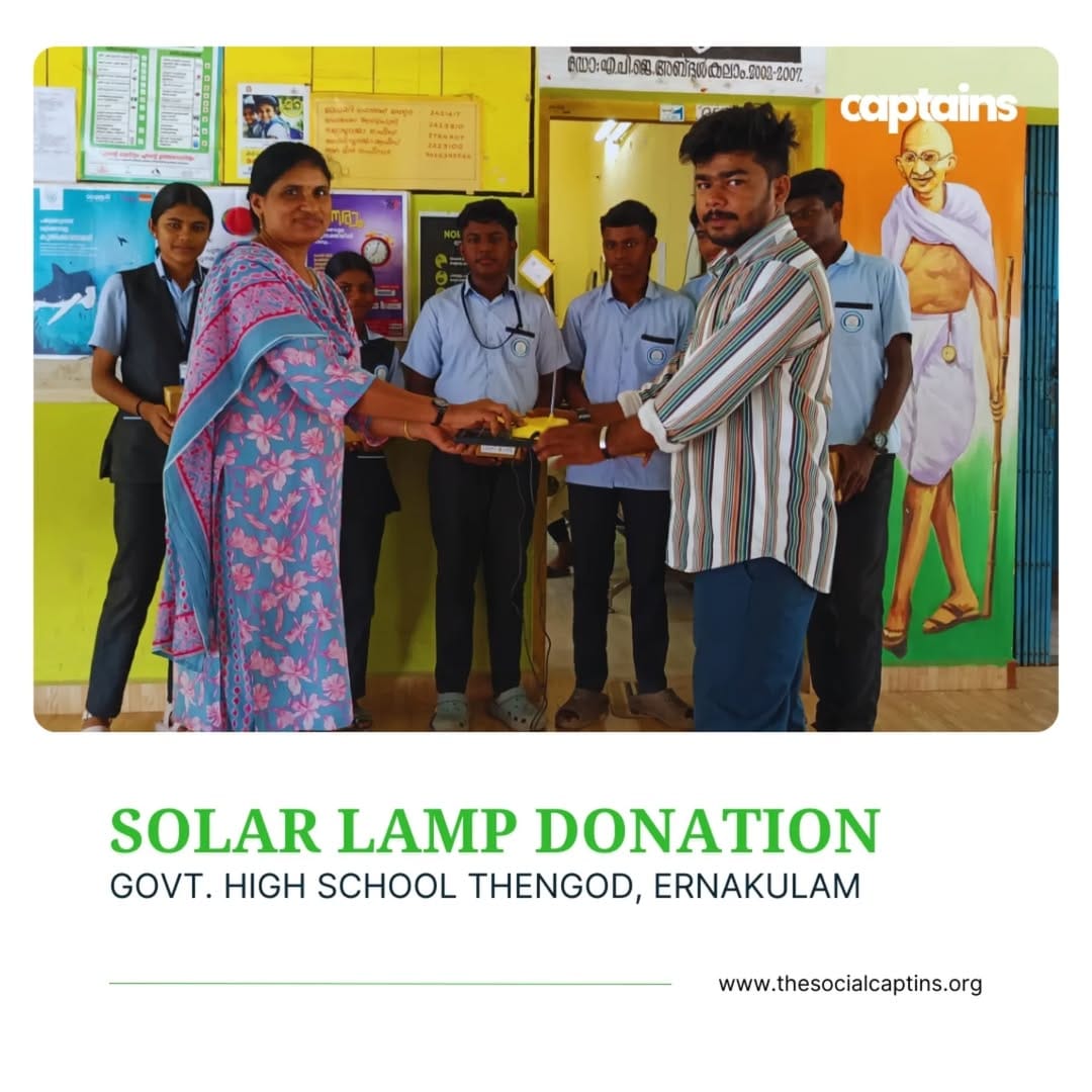 2 volunteers distibuted 21 solar lamps to school students in Ernakulam.
