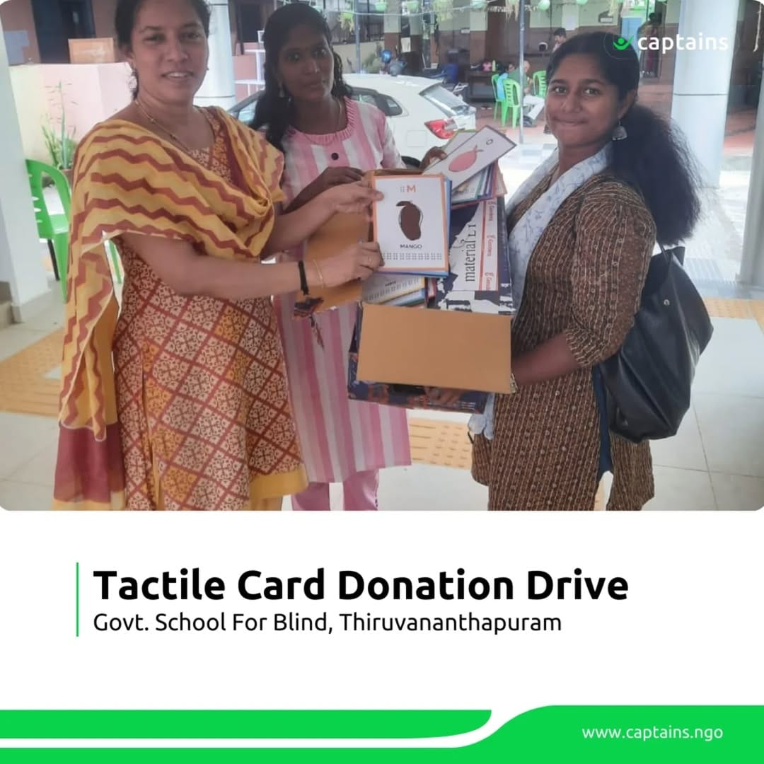 2 volunteers distibuted 534 tactile-cards to 25 school students in Trivandrum.