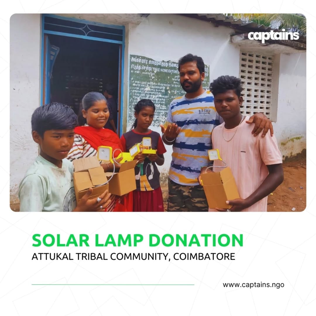 3 volunteers distibuted 37 solar-lamp to school students in Coimbatore