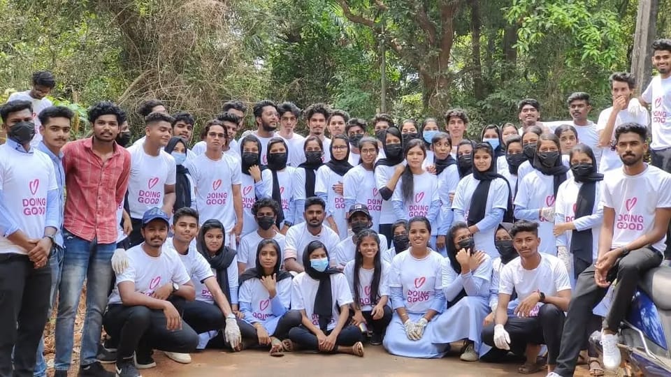 63 volunteers renovated a hospital to foster a better atmosphere for the well-being of 100 patients in Malappuram.