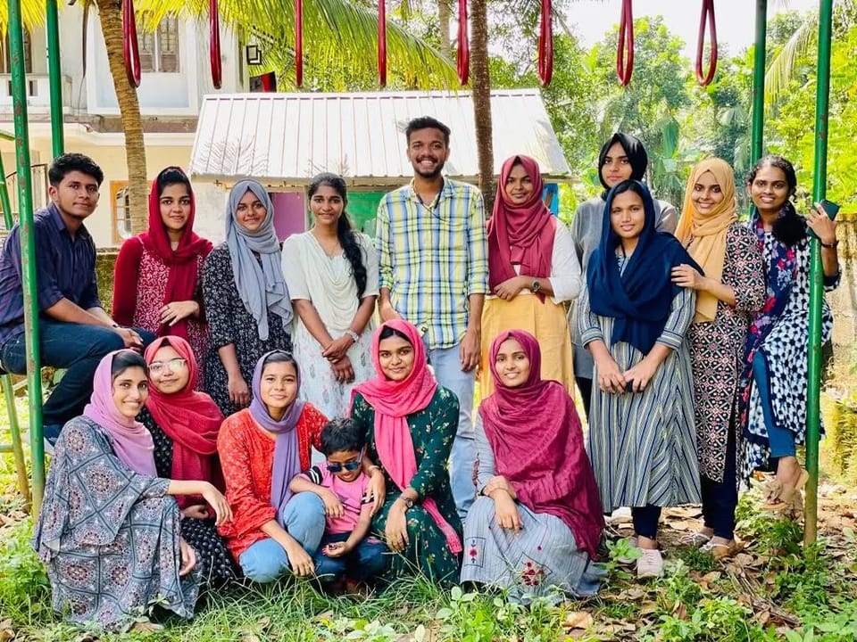10 volunteers crafted a day to spread smiles among 20 differently-abled students in Malappuram.