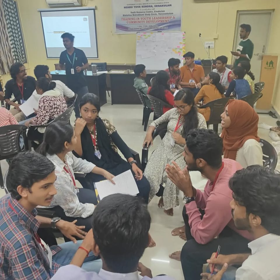 40 volunteers of Nehru Yuva Kendra were introduced to the concept of reimagining volunteerism in Ernakulam