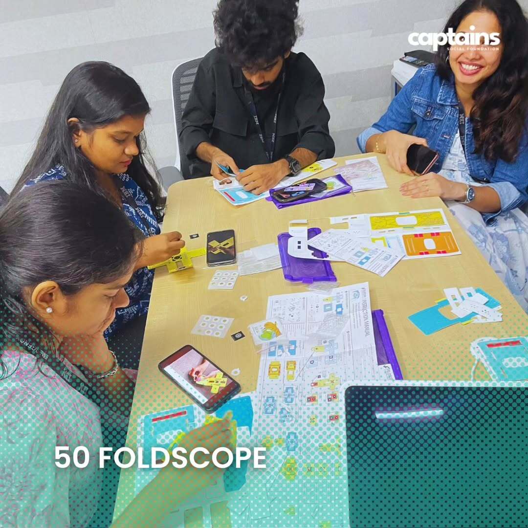 29 volunteers assembled foldscops to be distributed to 50 school students in Ernakualm.