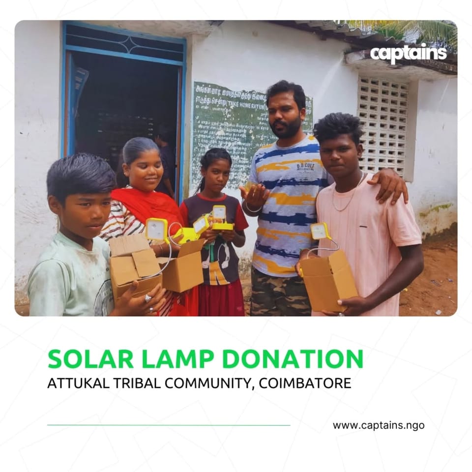 3 volunteers distibuted 37 solar-lamp to school students in Coimbatore