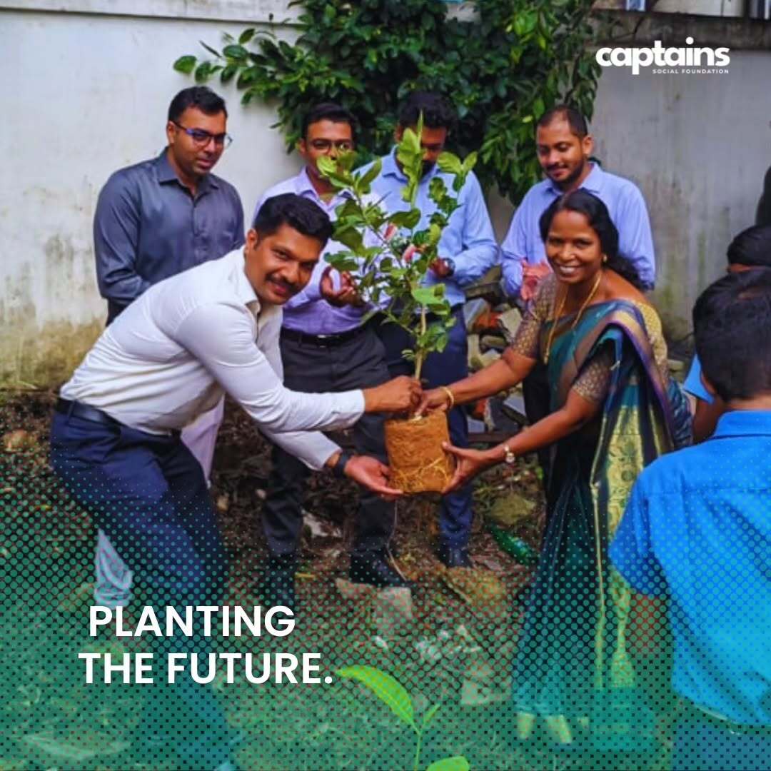 10 employees of Axis Mutual Fund planted 55 trees to create a greener environment at a school in Ernakulam.