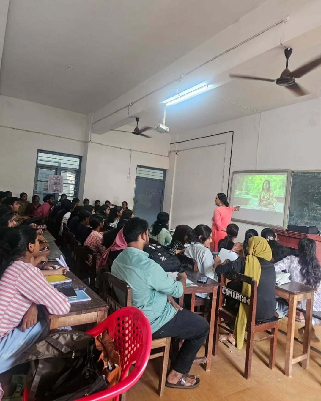 48 students of SNG College Chelannur were introduced to the SBI Youth for India Fellowship and career opportunities in the social sector at Kozhikode.