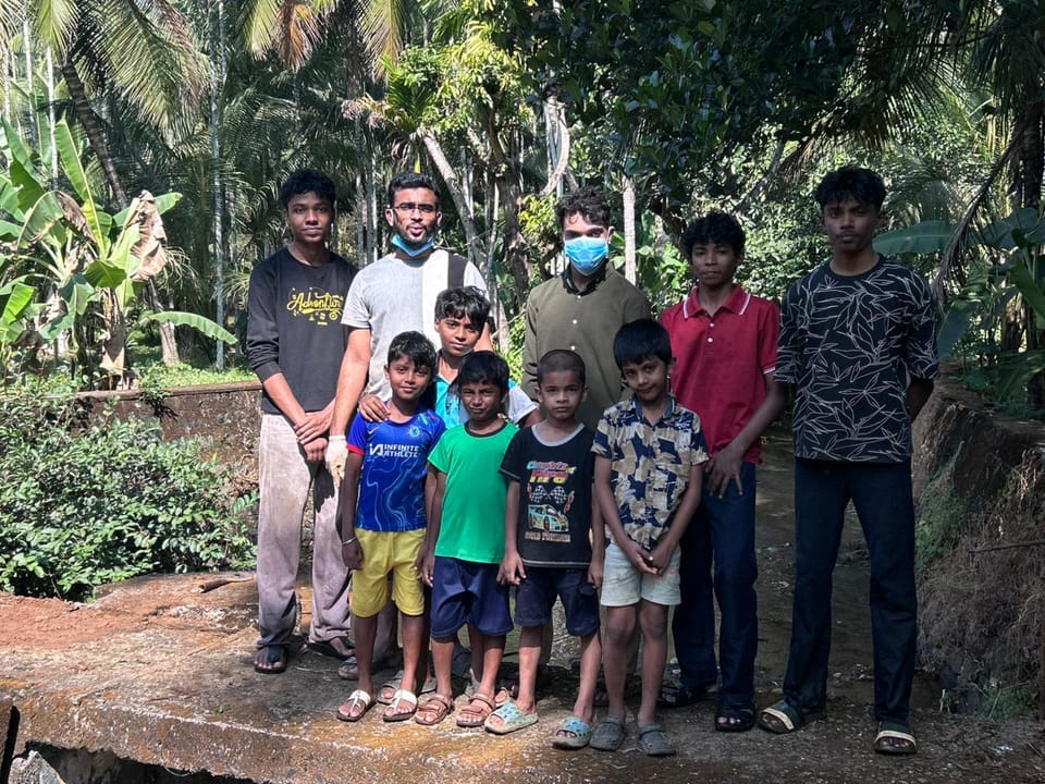 6 volunteers responsibly collected and disposed of 50 kg of non-biodegradable waste while restoring Puliyattukulam Valiyad Thodu by cleaning the stream and removing overgrown vegetation in Malappuram.